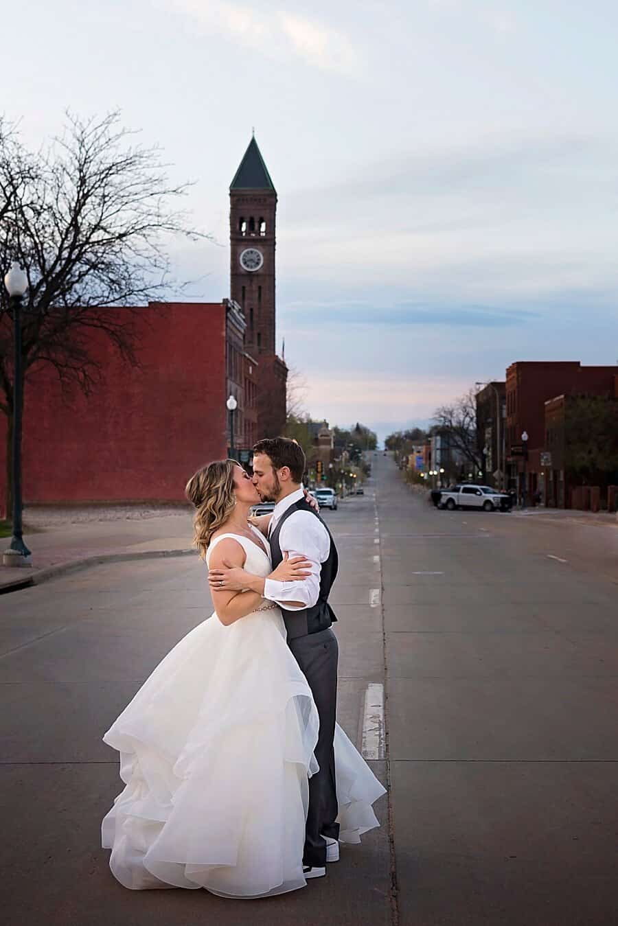 Sioux Falls SD Wedding Photographer