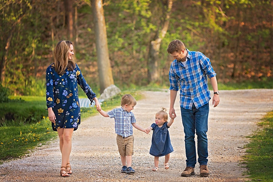 Milwaukee Family Photographer Session at Richfield Historical Society